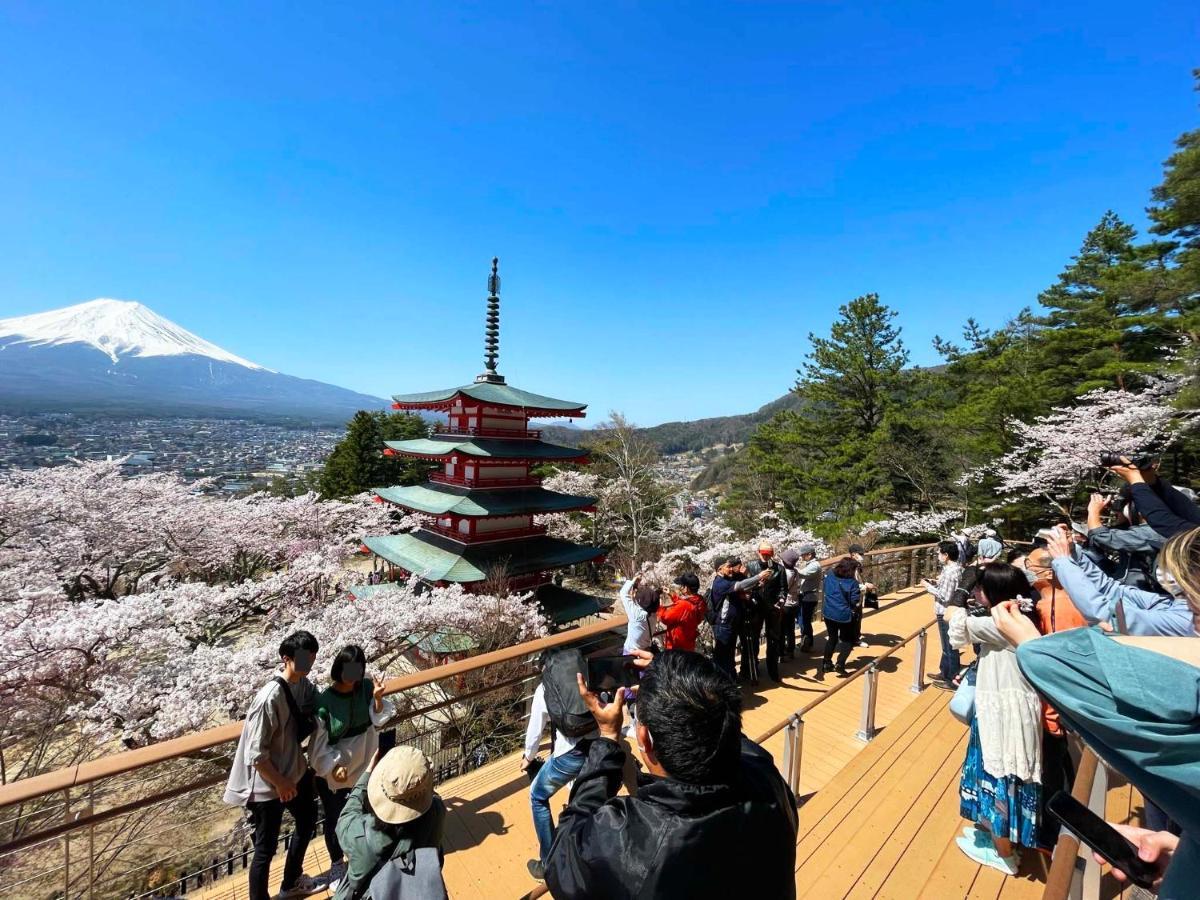 Вилла 富士山金魚 Fujisan Kingyo Фудзикавагутико Экстерьер фото